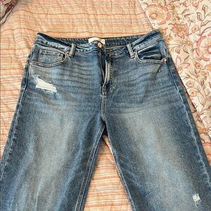 Women's Boyfriend Jeans in Washed Blue Denim